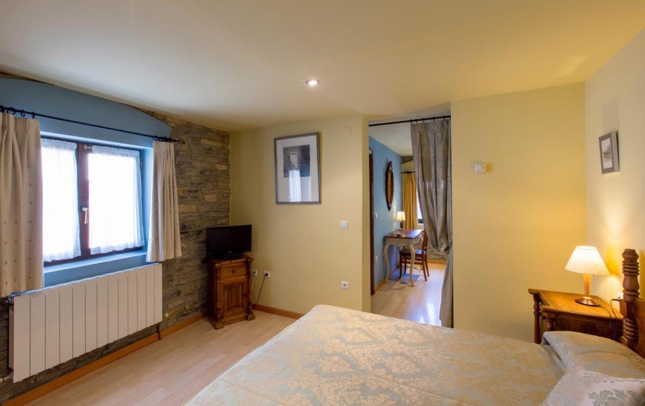 Hotel Rural Los Cerezos De Yanguas Ngoại thất bức ảnh