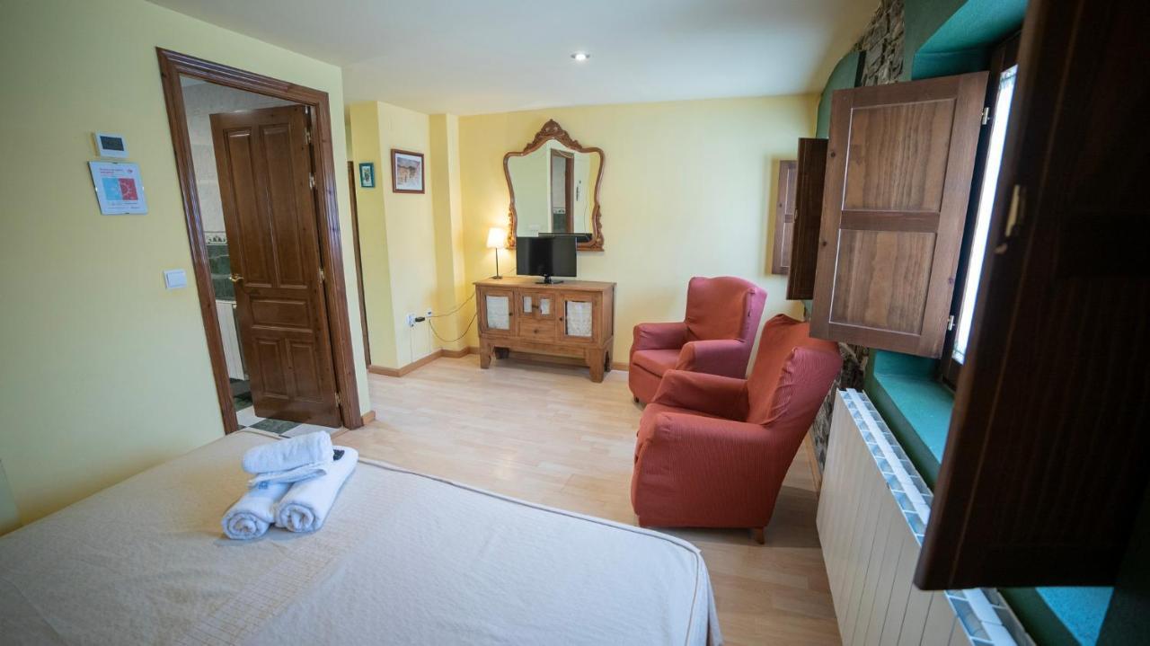 Hotel Rural Los Cerezos De Yanguas Ngoại thất bức ảnh
